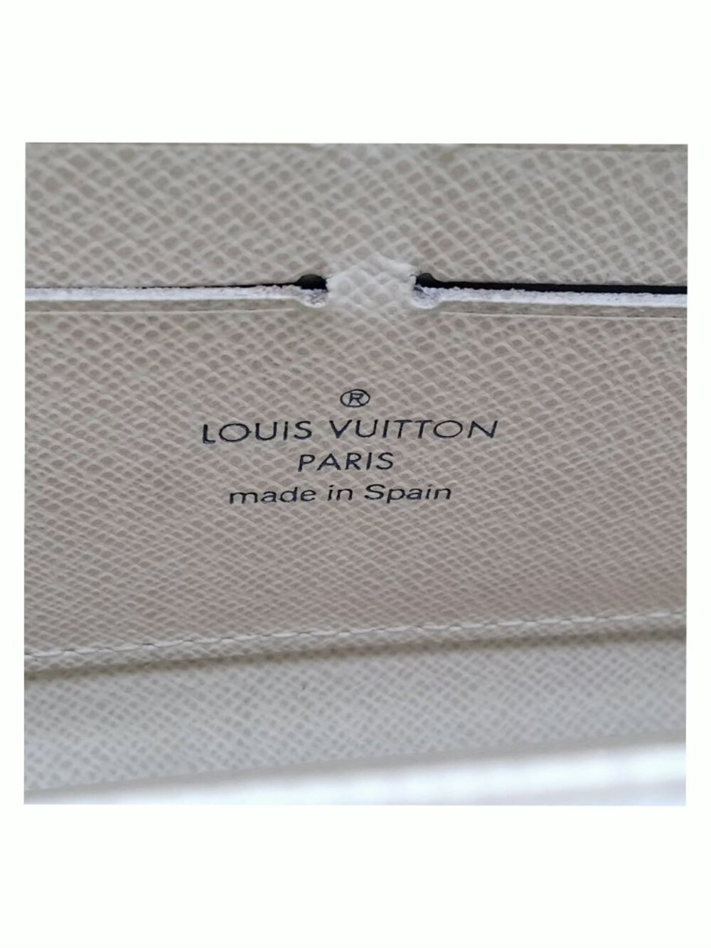 Authentic Louis Vuitton Damier Azur Zippy Wallet - Picture 9 of 9